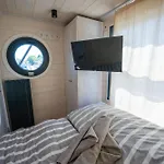 Wohlfuehl-hausboot Elements Woma D13 * Furstenberg-Havel